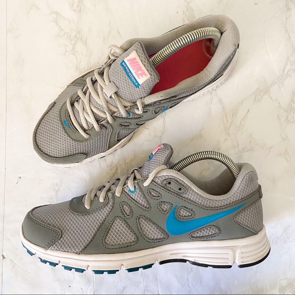 Nike Revolution 2 Womens Running Shoes